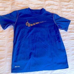 Nike Youth Boys Dri-fit T-shirt (X-Small)